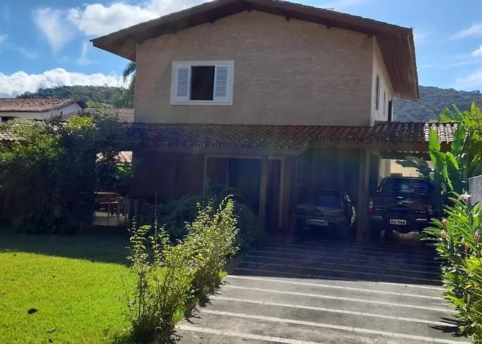 Perola Das Toninhas 50M Da Praia